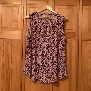 Multi-color Sleeveless blouse